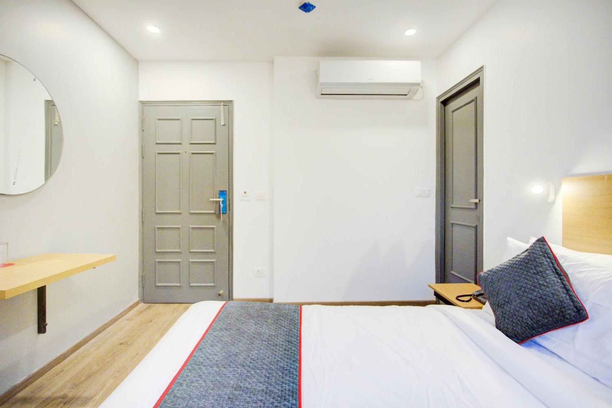 Townhouse Townhouse Atal Chowk Indirapuram Ghaziabad Esterno foto