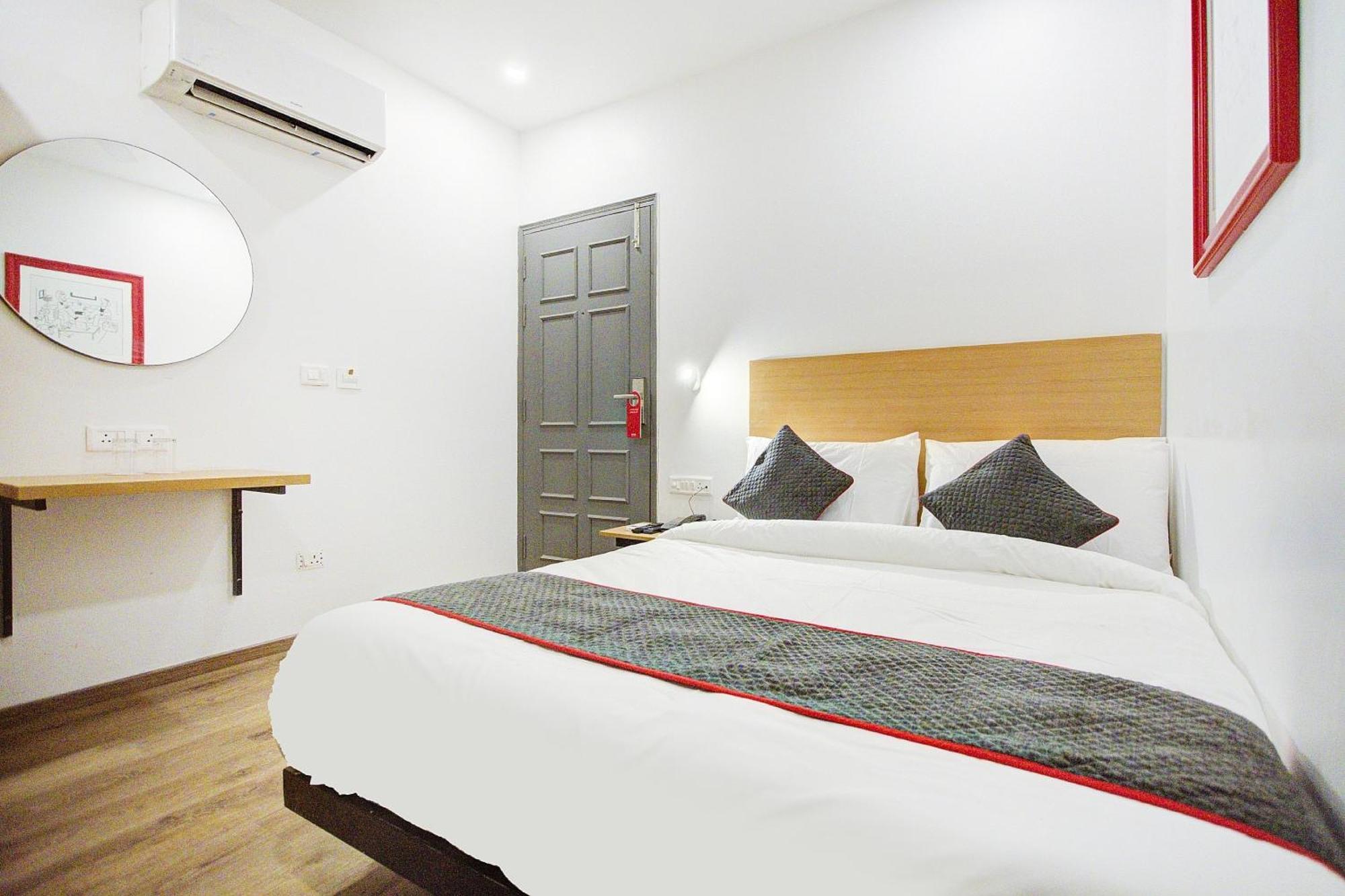 Townhouse Townhouse Atal Chowk Indirapuram Ghaziabad Esterno foto