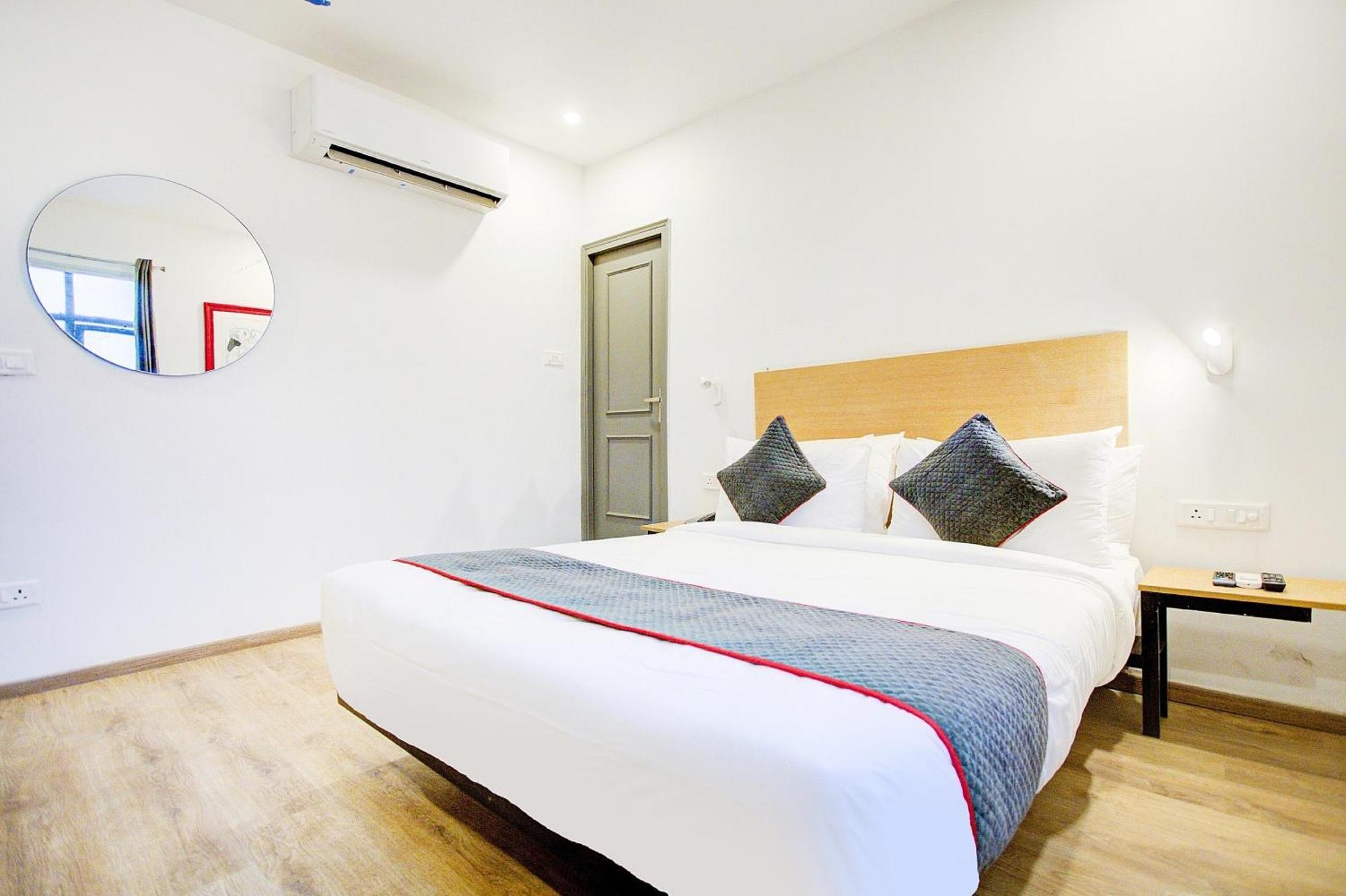 Townhouse Townhouse Atal Chowk Indirapuram Ghaziabad Esterno foto