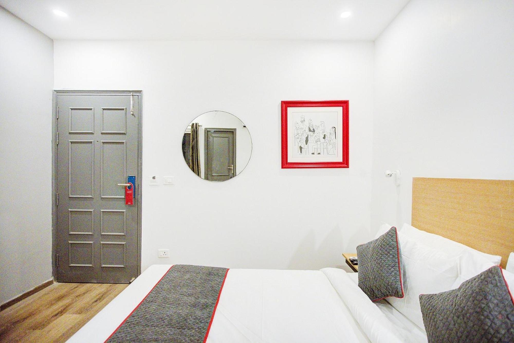 Townhouse Townhouse Atal Chowk Indirapuram Ghaziabad Esterno foto